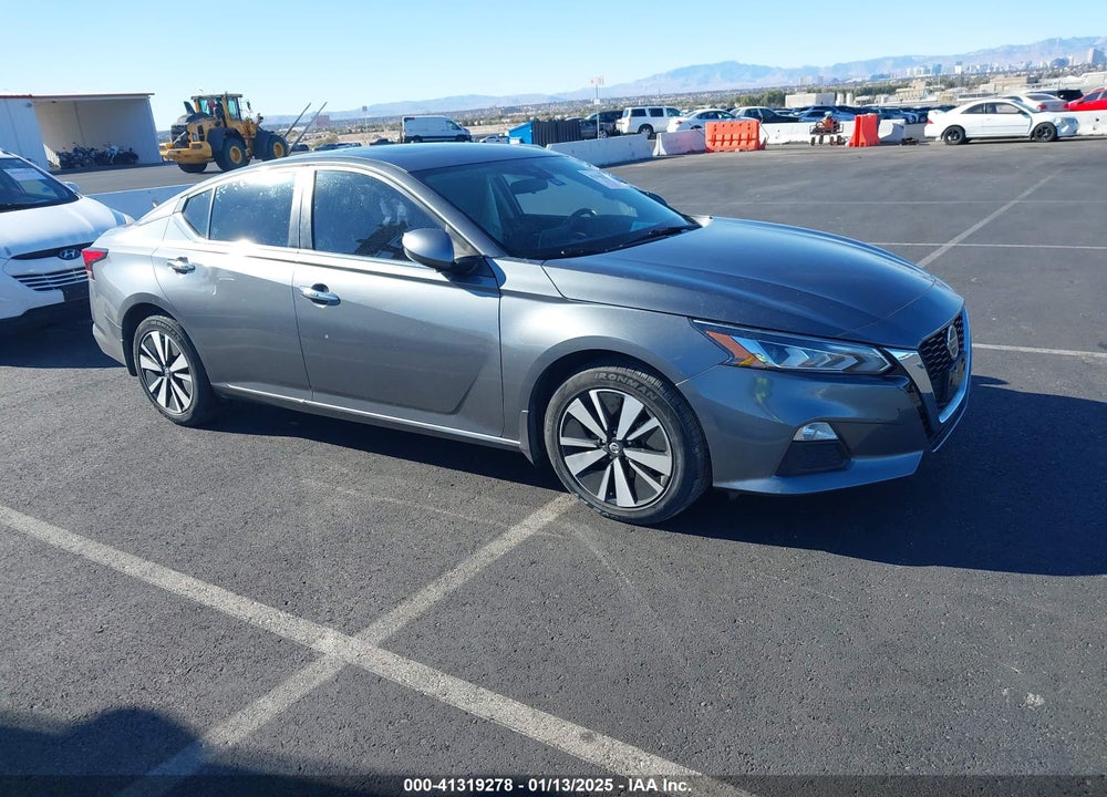 2021 NISSAN ALTIMA SV FWD VIN: 1N4BL4DV3MN304547