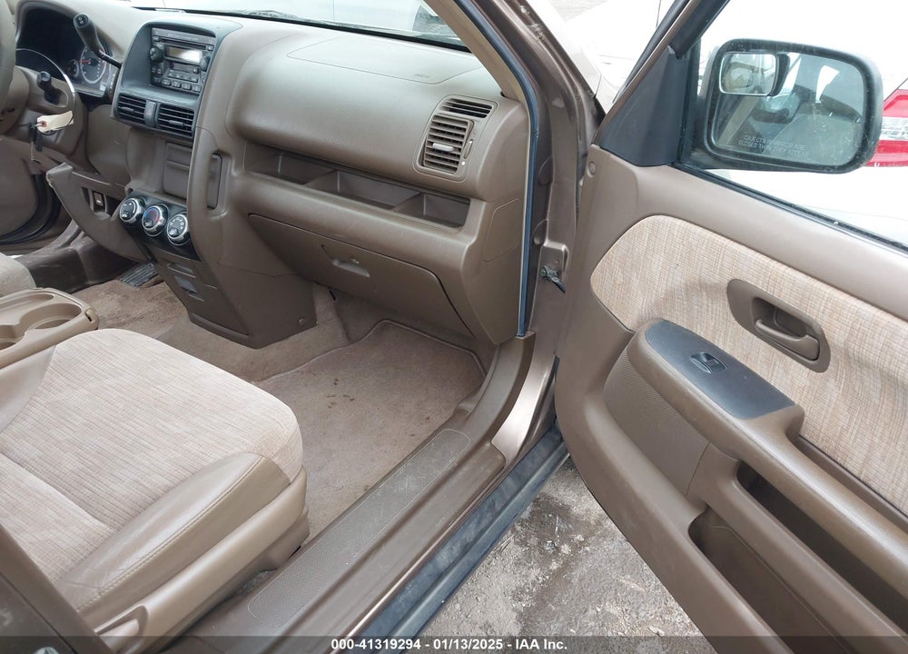 2002 HONDA CR-V LX VIN: JHLRD78462C010760
