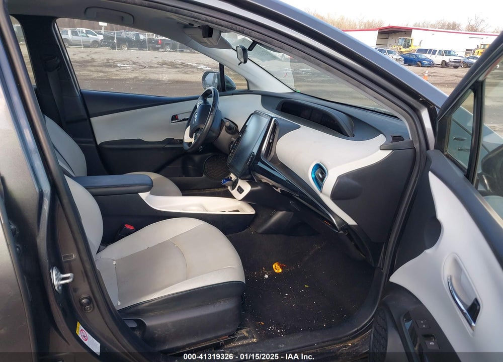 2017 TOYOTA PRIUS PRIME PREMIUM VIN: JTDKARFP8H3028458