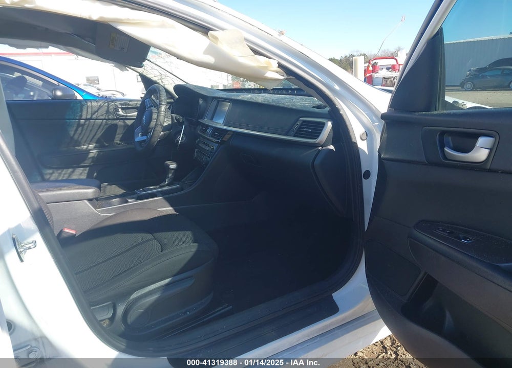 2019 KIA OPTIMA LX VIN: 5XXGT4L30KG299090