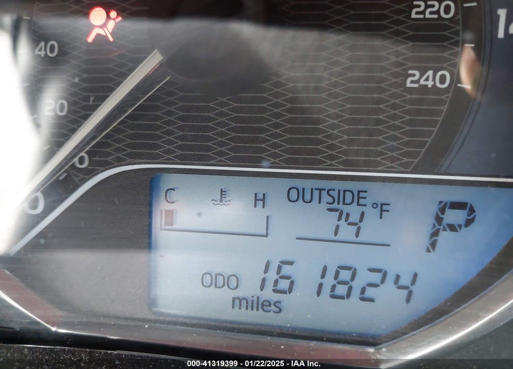 2014 TOYOTA COROLLA LE VIN: 5YFBURHE7EP177188
