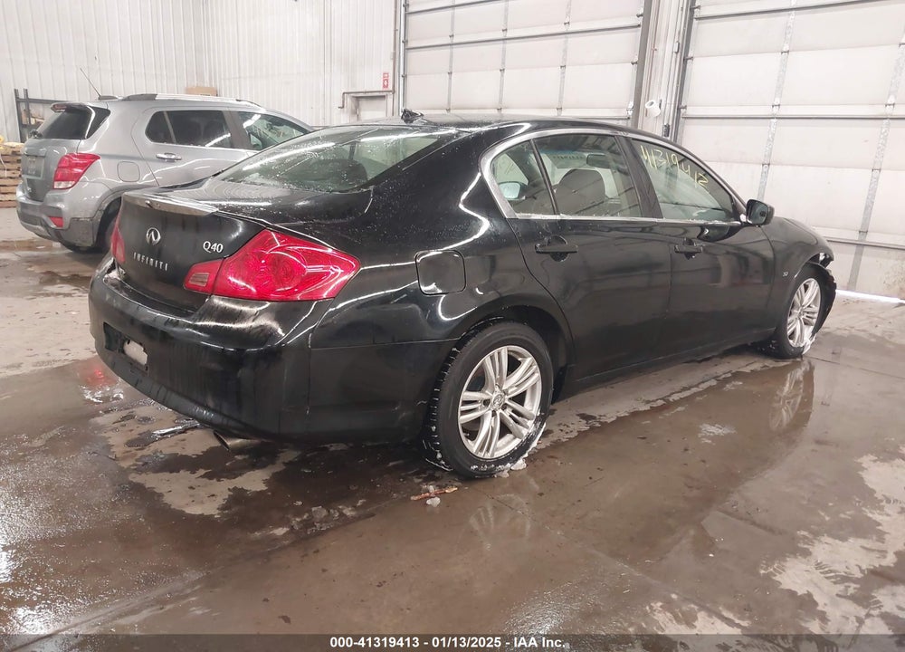 2015 INFINITI Q40 VIN: JN1CV6AR7FM523566