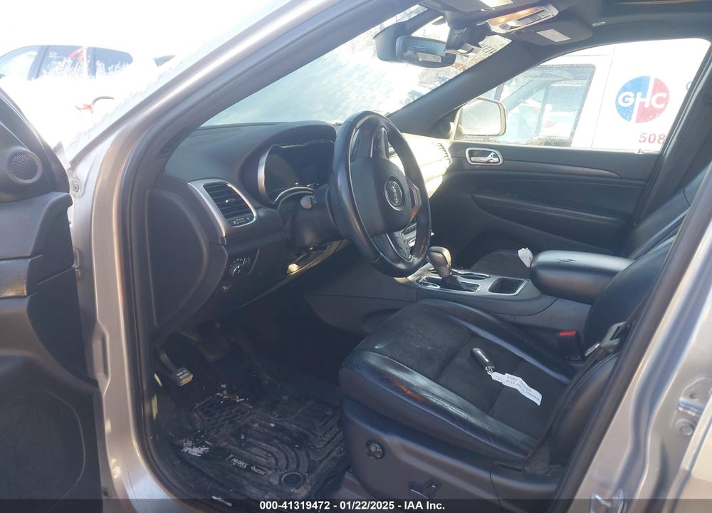 2018 JEEP GRAND CHEROKEE VIN: 1C4RJFAG9JC492062