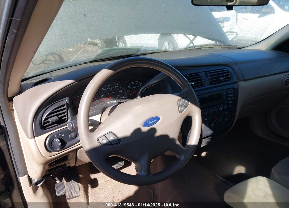 2001 FORD TAURUS SES VIN: 1FAFP55291G229093