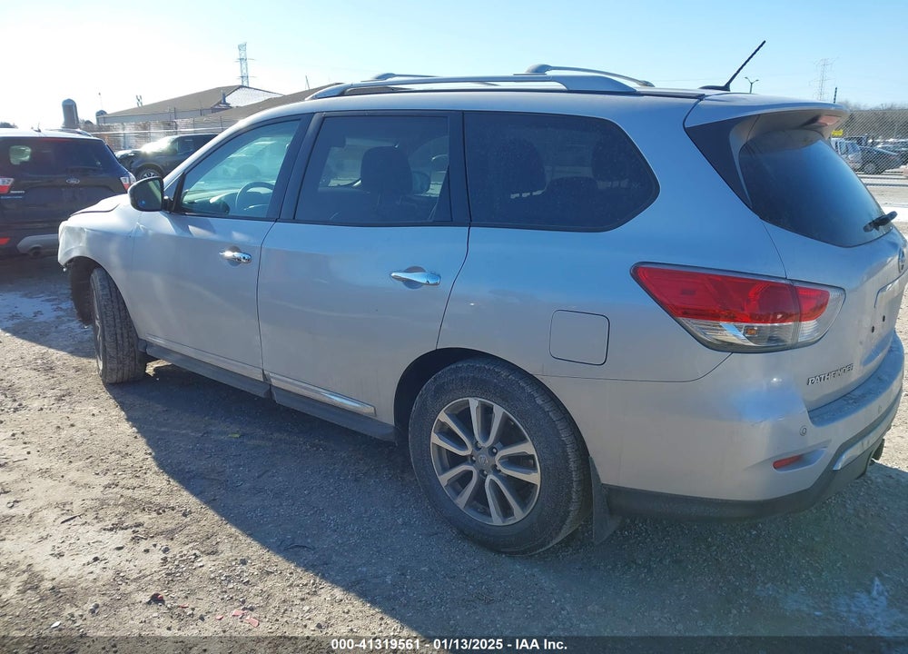 2013 NISSAN PATHFINDER SL VIN: 5N1AR2MM5DC603447