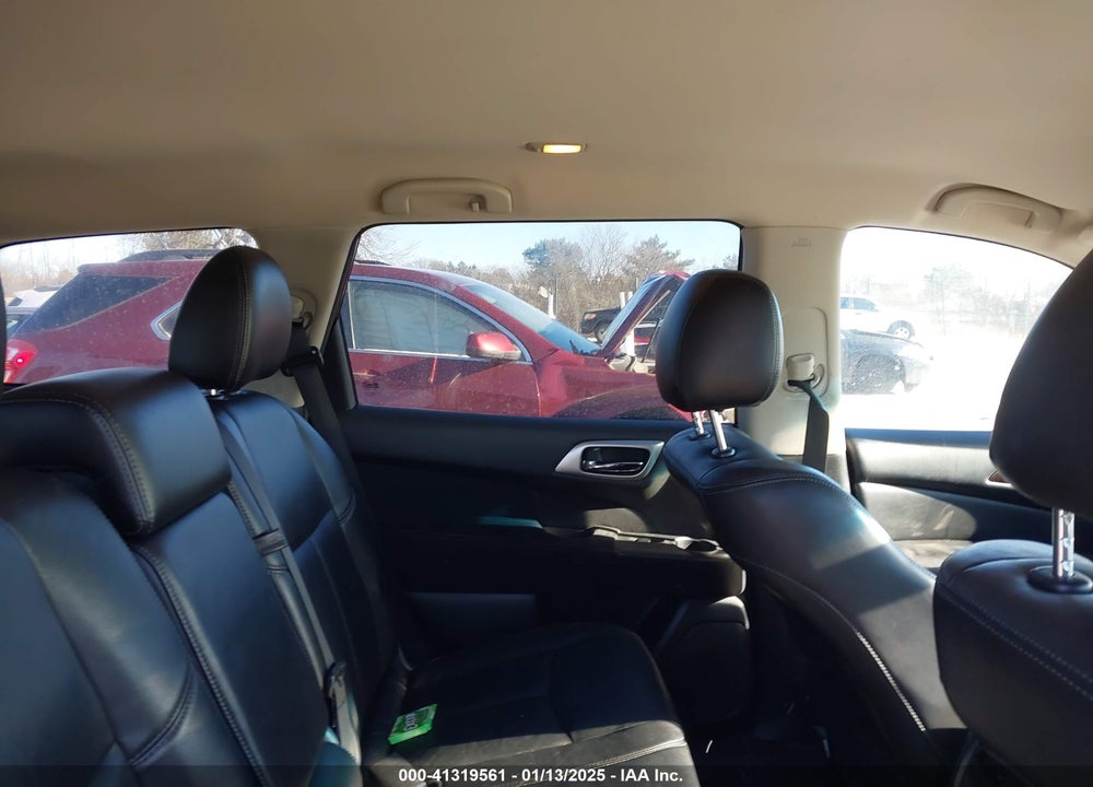 2013 NISSAN PATHFINDER SL VIN: 5N1AR2MM5DC603447
