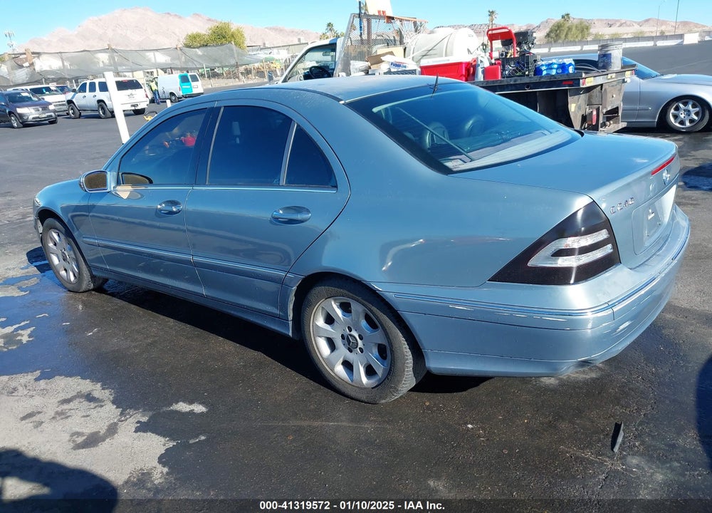 2005 MERCEDES-BENZ C 240 LUXURY VIN: WDBRF61J85A764789