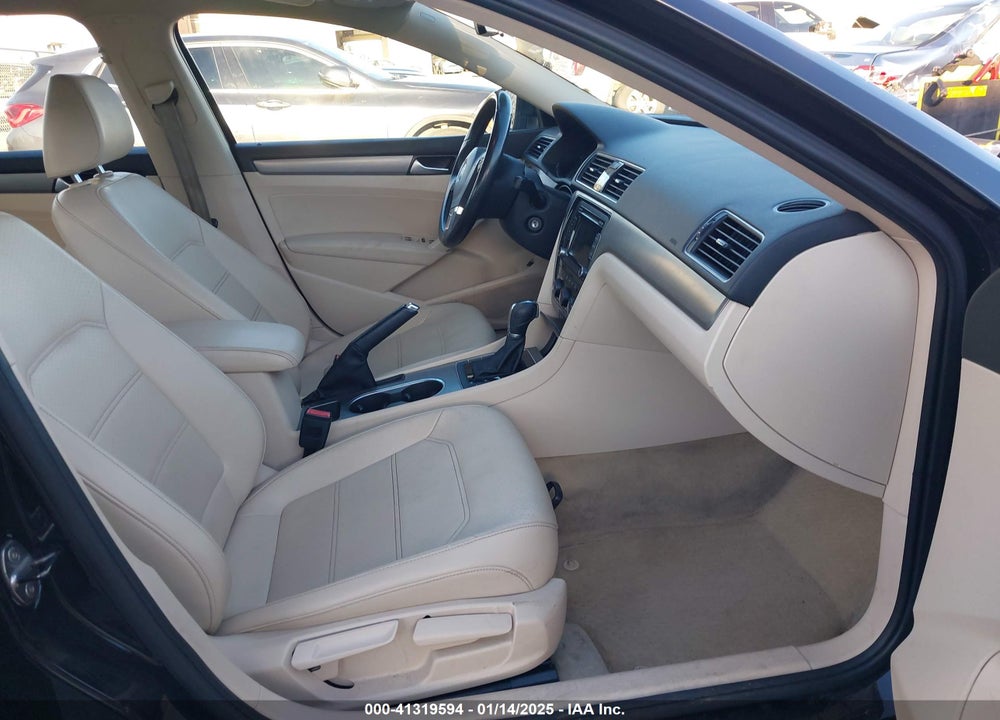 2015 VOLKSWAGEN PASSAT VIN: 1VWBT7A35FC005796