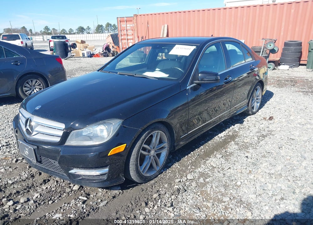 2013 MERCEDES-BENZ C 250 LUXURY/SPORT VIN: WDDGF4HBXDA763238