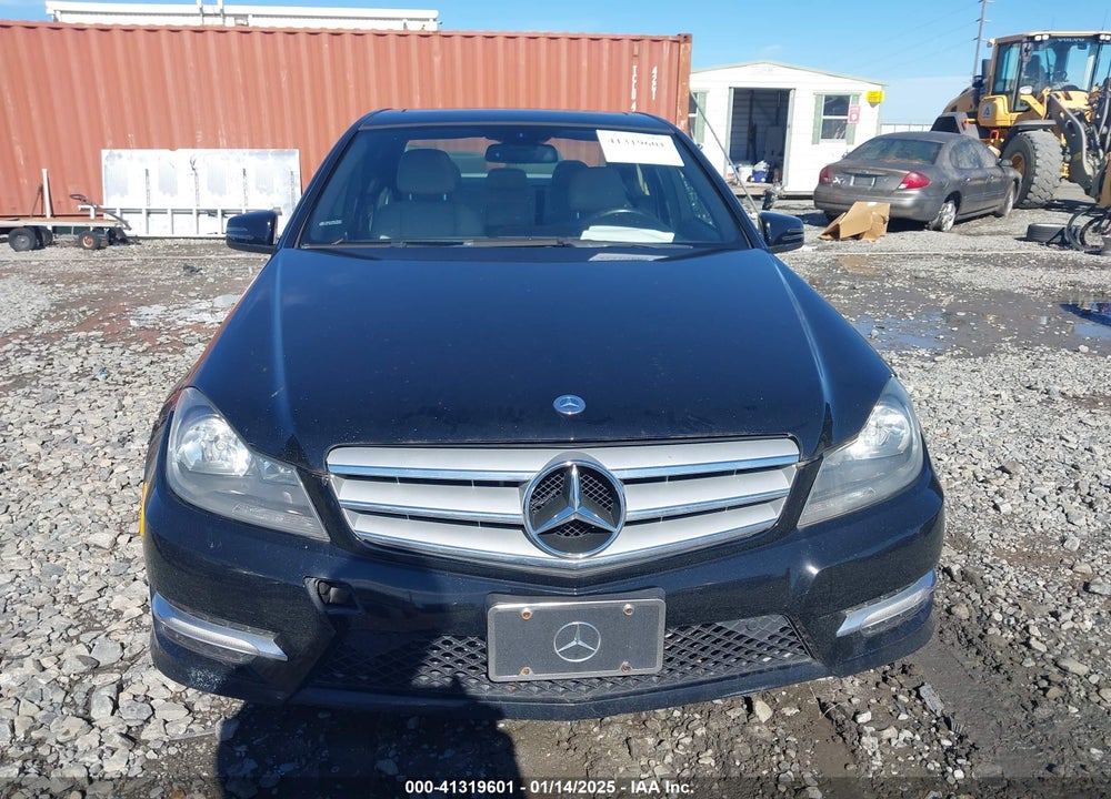 2013 MERCEDES-BENZ C 250 LUXURY/SPORT VIN: WDDGF4HBXDA763238