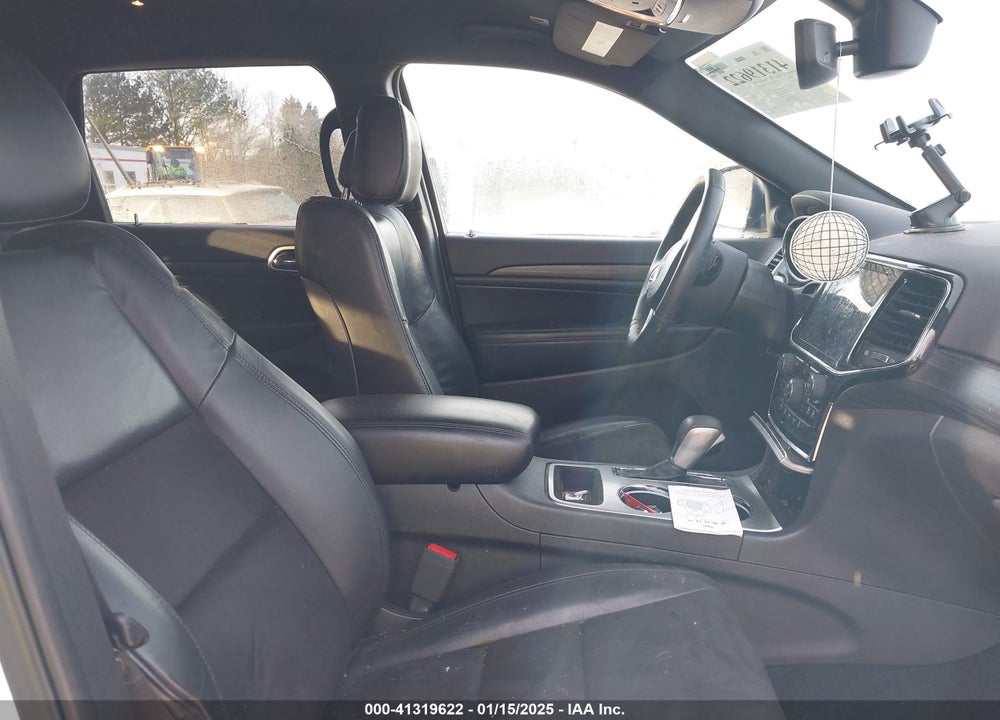 2019 JEEP GRAND CHEROKEE VIN: 1C4RJEAG3KC716017