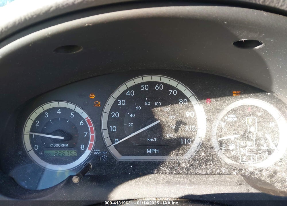 2004 TOYOTA SIENNA LE VIN: 5TDZA23C54S163414