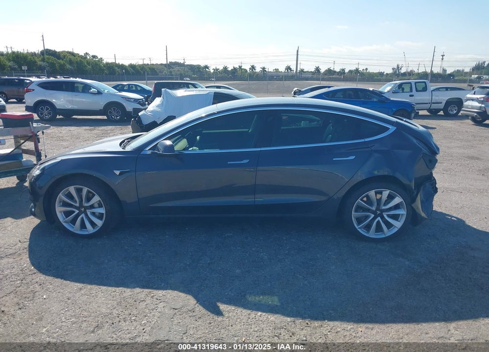 2019 TESLA MODEL 3 VIN: 5YJ3E1EB3KF497824