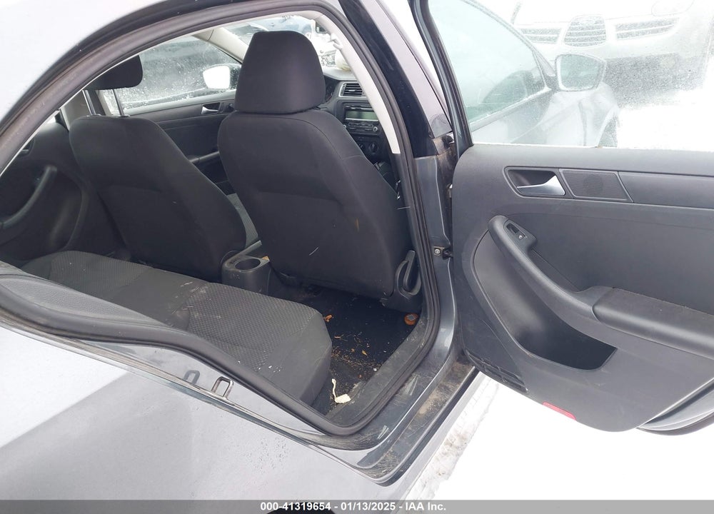 2013 VOLKSWAGEN JETTA VIN: 3VW2K7AJ1DM390609