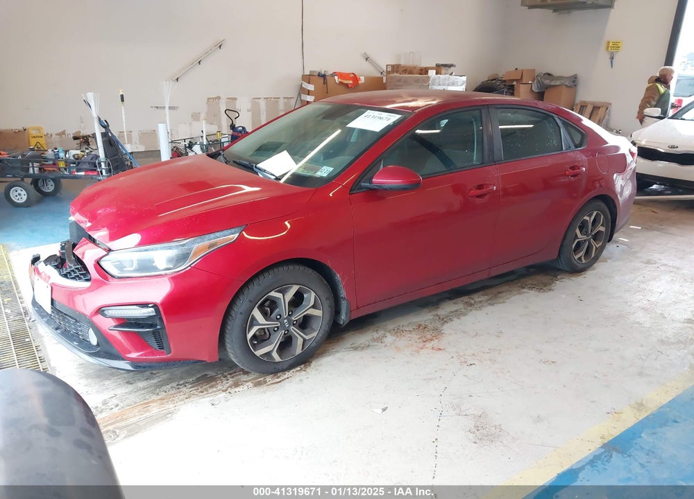 2019 KIA FORTE LXS VIN: 3KPF24AD8KE032881