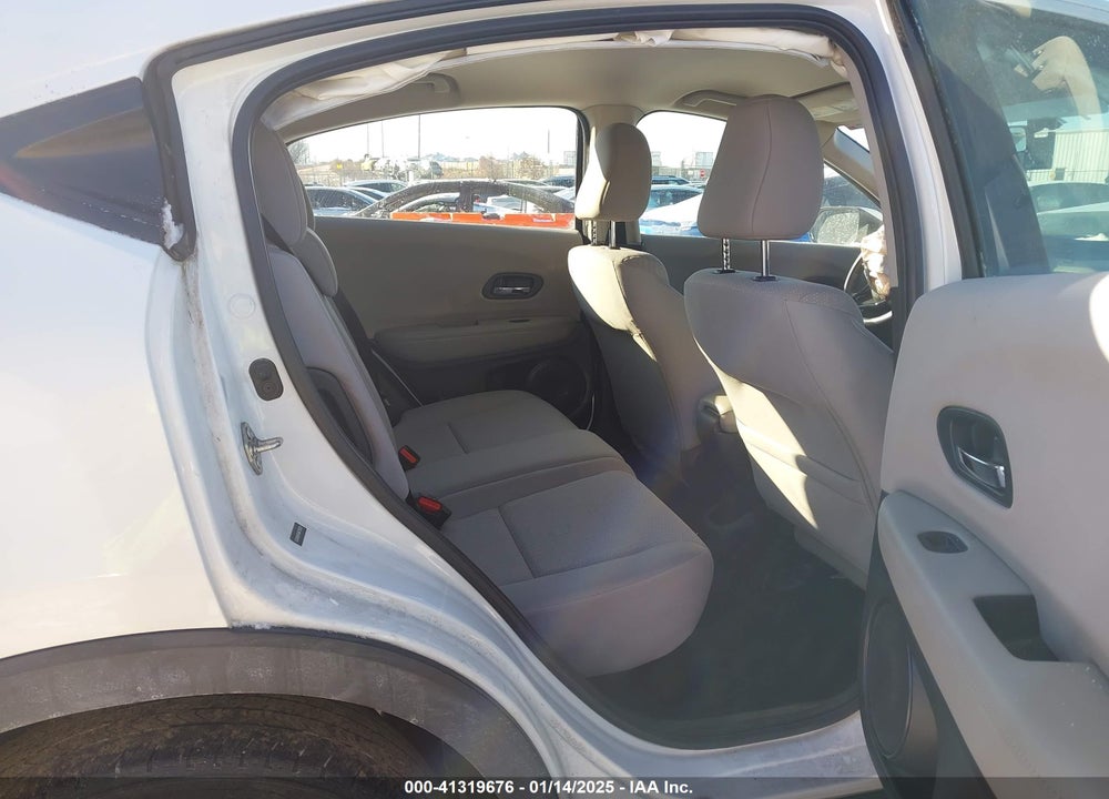 2016 HONDA HR-V LX VIN: 3CZRU6H3XGM770835