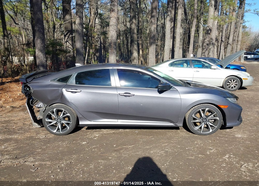 2018 HONDA CIVIC VIN: 2HGFC1E54JH709024
