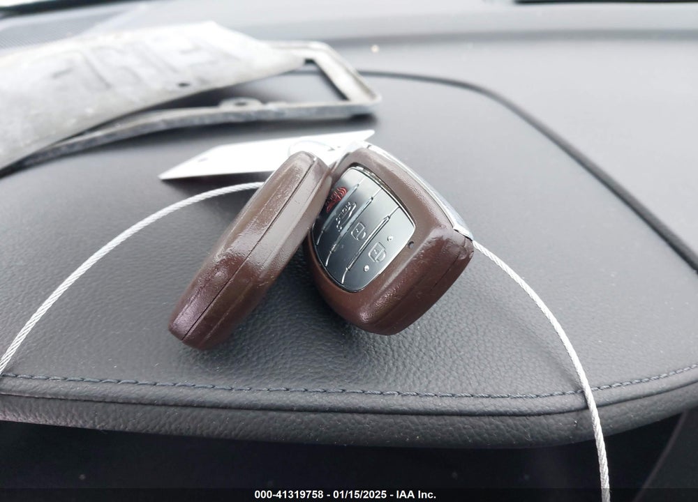 2017 HYUNDAI SONATA VIN: 5NPE34AF5HH586104