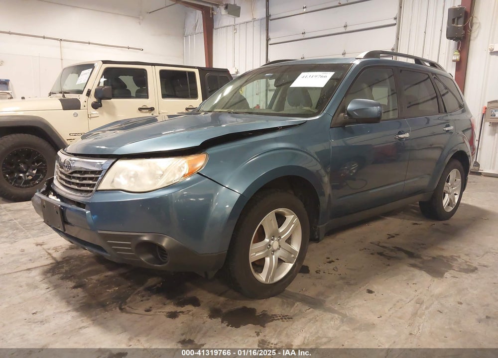 2010 SUBARU FORESTER 2.5X PREMIUM VIN: JF2SH6CC7AG901001