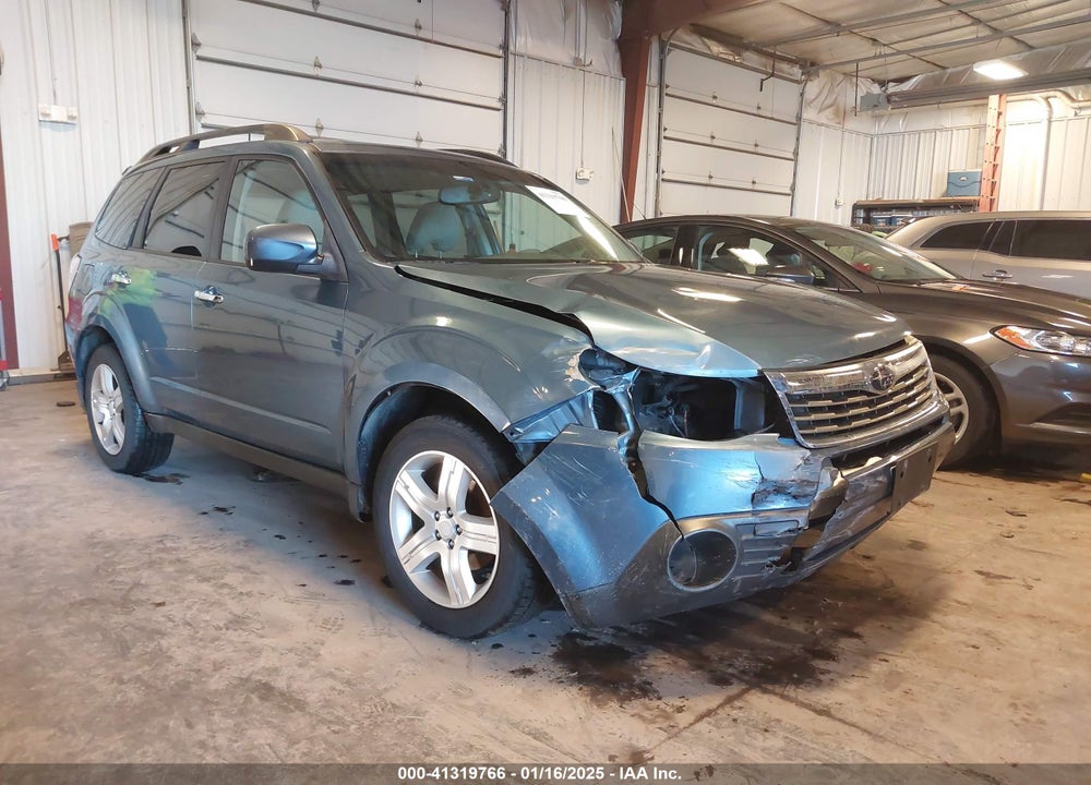 2010 SUBARU FORESTER 2.5X PREMIUM VIN: JF2SH6CC7AG901001