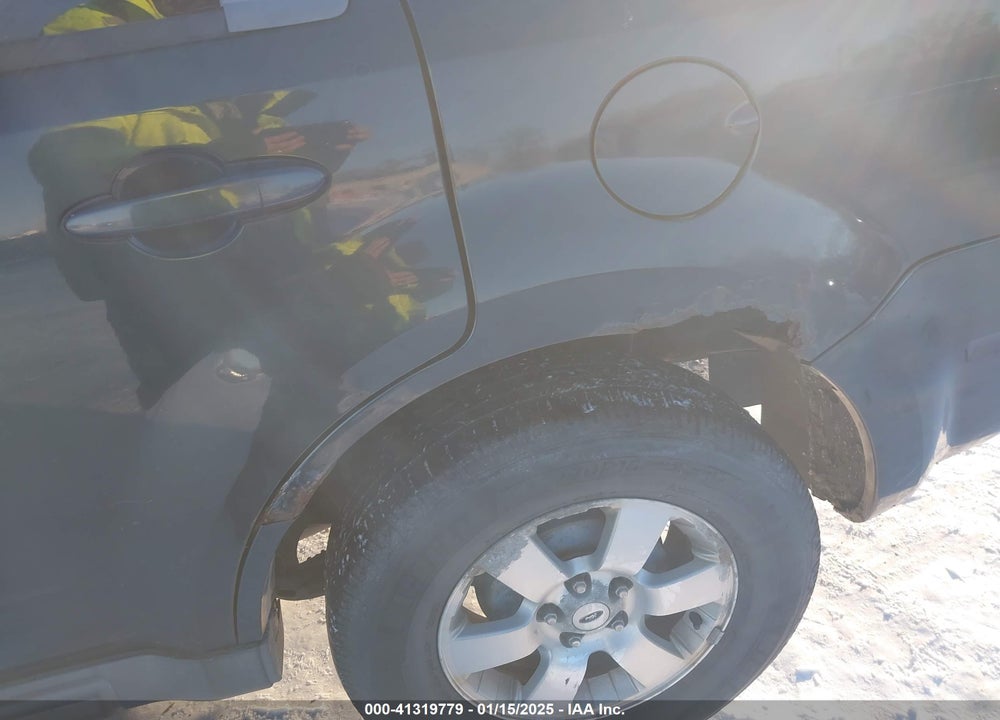 2008 FORD ESCAPE LIMITED VIN: 1FMCU04158KE09871