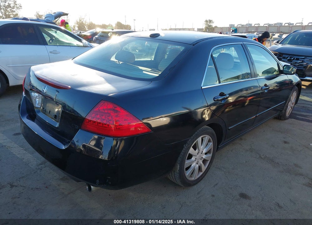 2006 HONDA ACCORD VIN: 1HGCM668X6A002893