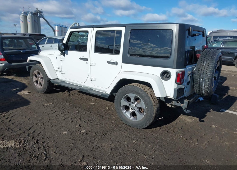 2016 JEEP WRANGLER UNLIMITED SAHARA VIN: 1C4HJWEG6GL138191