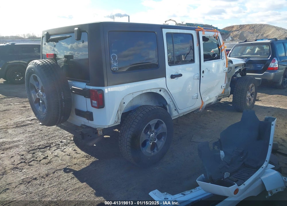 2016 JEEP WRANGLER UNLIMITED SAHARA VIN: 1C4HJWEG6GL138191