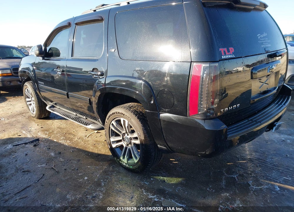 2011 CHEVROLET TAHOE LT VIN: 1GNSKBE06BR337673
