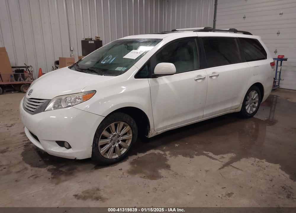 2011 TOYOTA SIENNA XLE VIN: 5TDDK3DC5BS005535