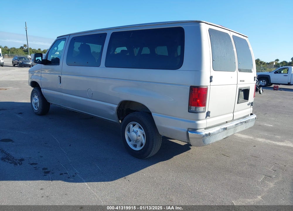 2013 FORD ECONOLINE WAGON VIN: 1FBNE3BL2DDA27493