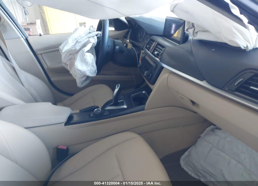2013 BMW 328I VIN: WBA3B5G58DNS00748
