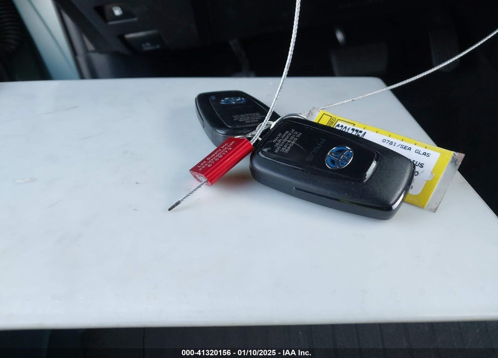 2016 TOYOTA PRIUS VIN: JTDKBRFUXG3017754