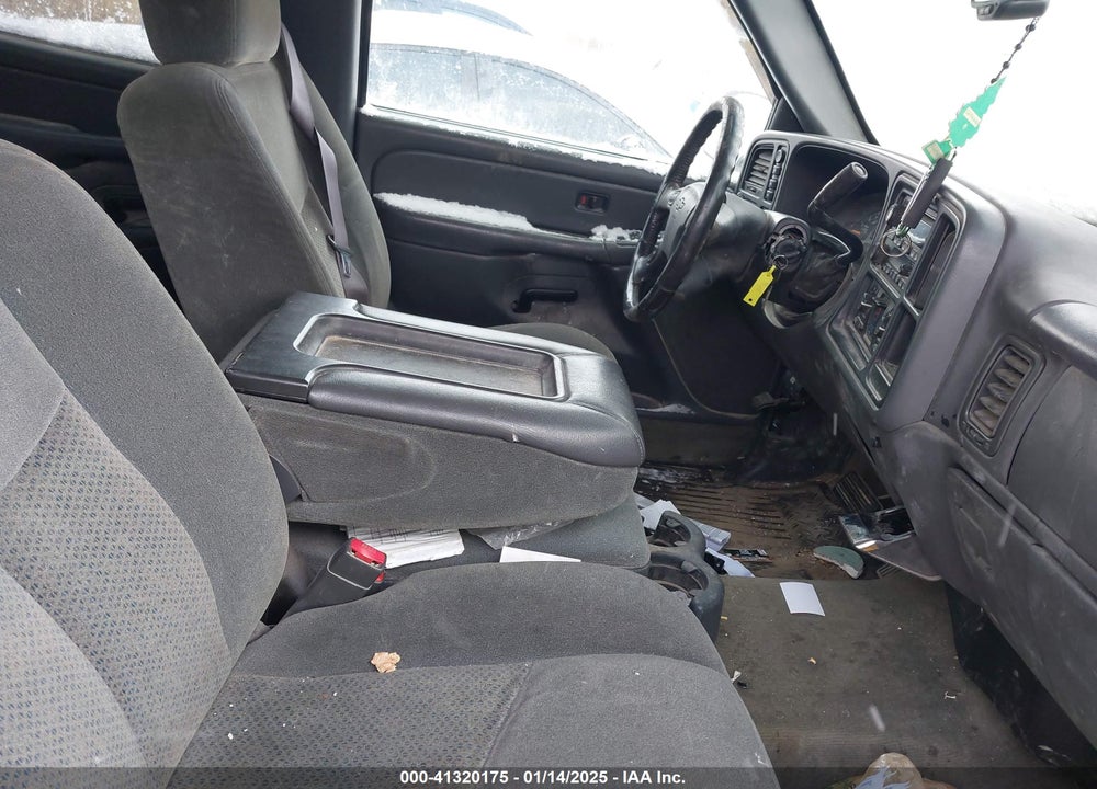 2004 CHEVROLET SILVERADO 2500 LS VIN: 1GCGK23U64F198024