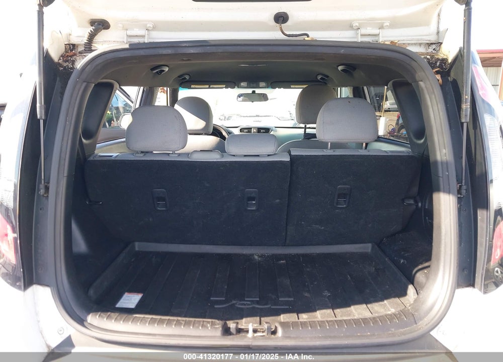 2015 KIA SOUL VIN: KNDJN2A25F7141440