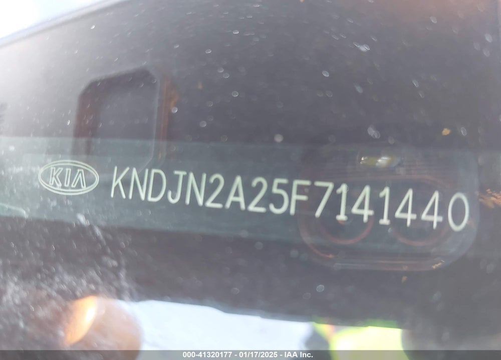 2015 KIA SOUL VIN: KNDJN2A25F7141440