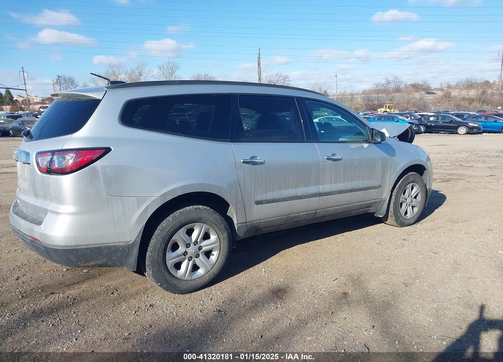 2017 CHEVROLET TRAVERSE LS VIN: 1GNKVFKD7HJ185786