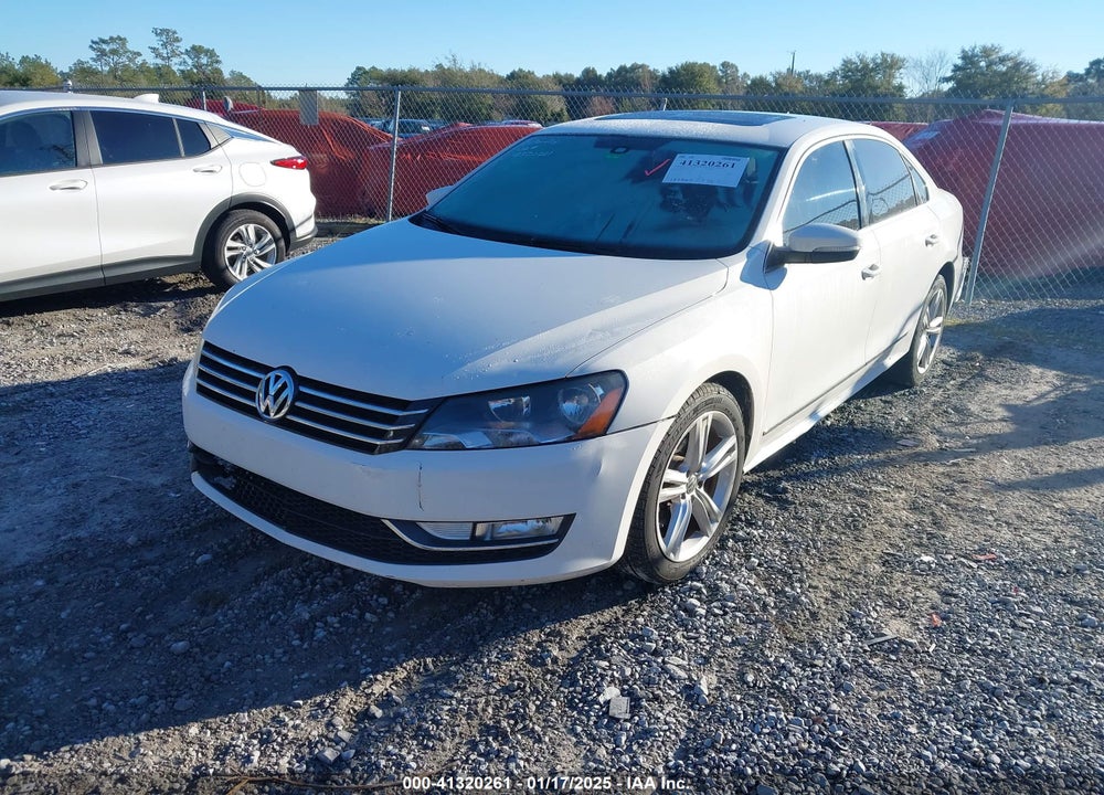 2015 VOLKSWAGEN PASSAT VIN: 1VWBS7A31FC008312