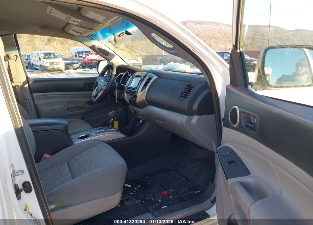 2014 TOYOTA TACOMA VIN: 5TFUU4ENXEX085672