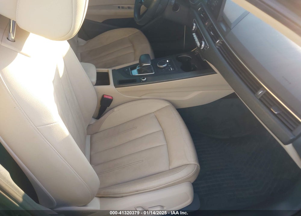 2018 AUDI A4 2.0T TECH ULTRA PREMIUM/2.0T ULTRA PREMIUM VIN: WAUKMAF43JA075667