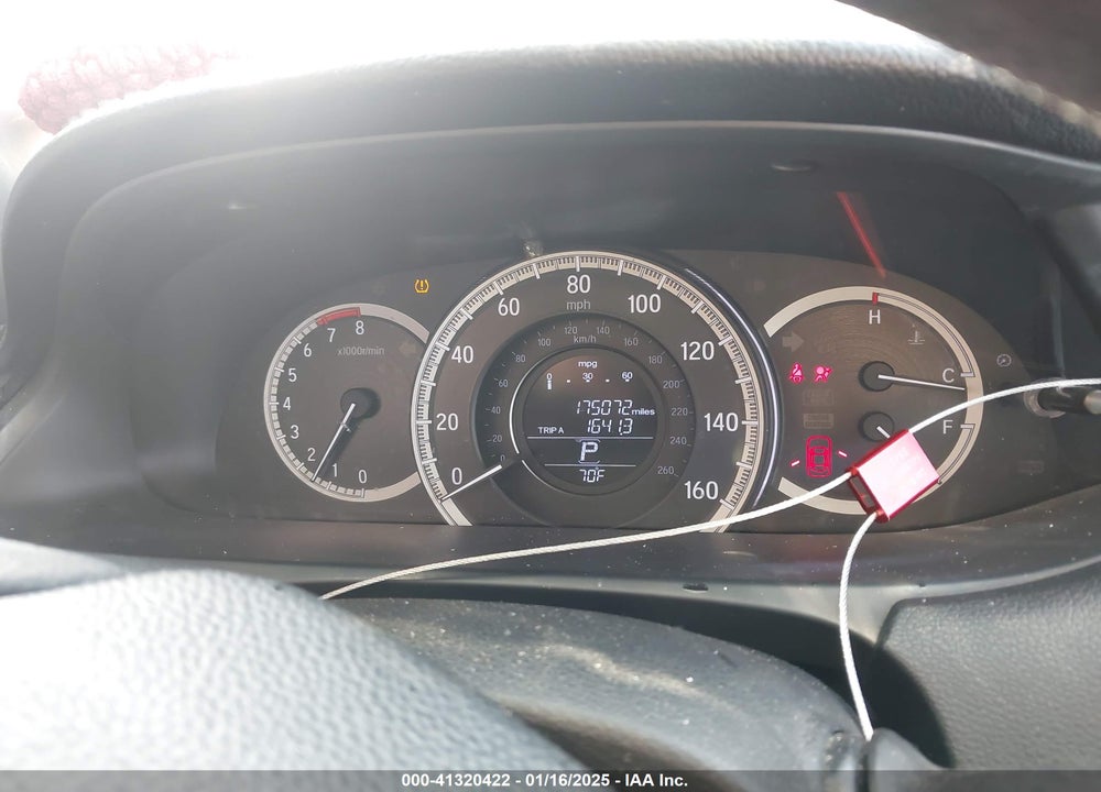 2017 HONDA ACCORD VIN: 1HGCR2F37HA178656