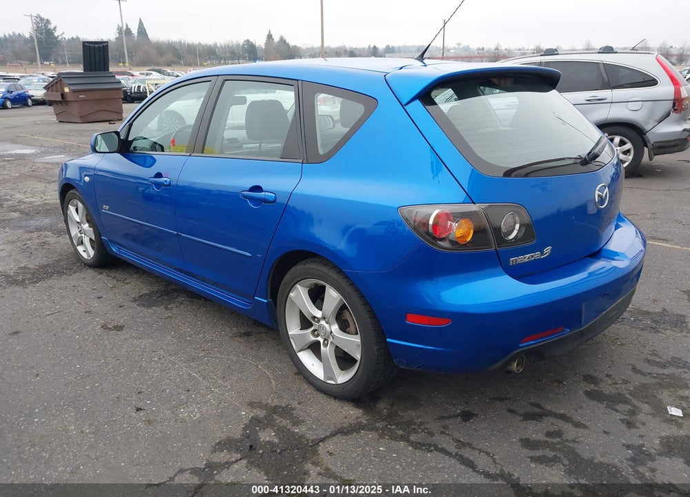 2005 MAZDA 3 S VIN: JM1BK343951218898