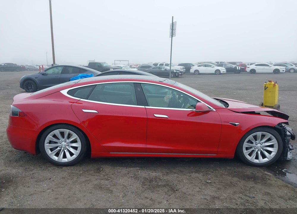 2018 TESLA MODEL S 100D/75D/P100D VIN: 5YJSA1E22JF278391