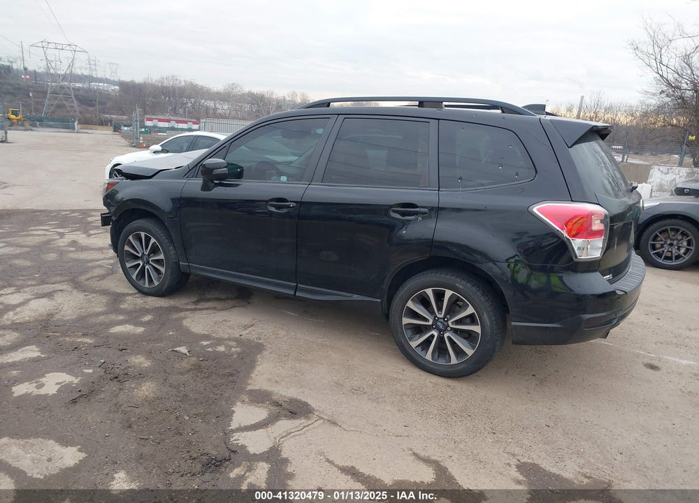 2017 SUBARU FORESTER 2.0XT TOURING VIN: JF2SJGTC1HH563027