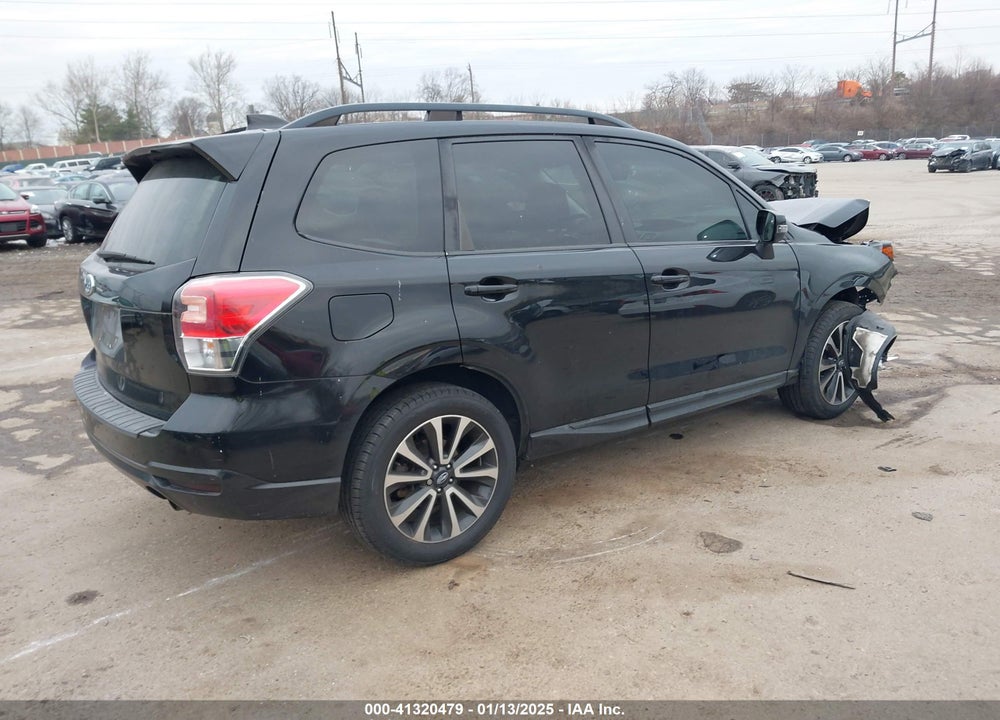 2017 SUBARU FORESTER 2.0XT TOURING VIN: JF2SJGTC1HH563027