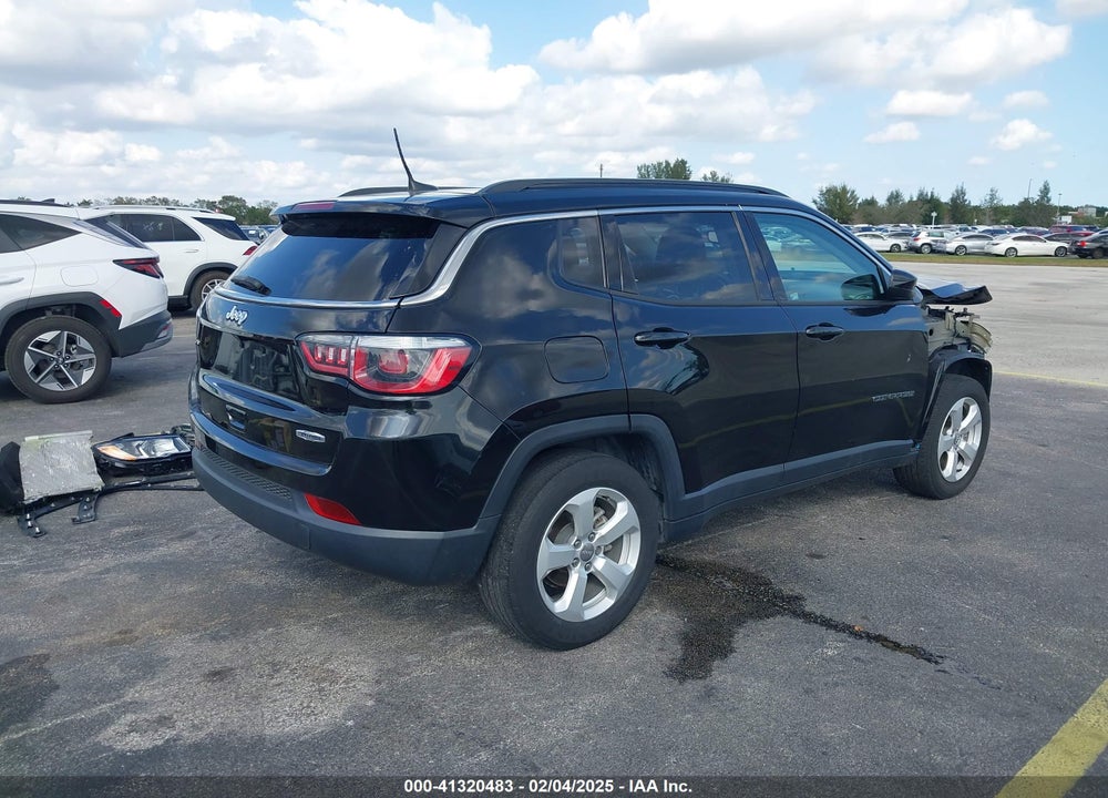 2019 JEEP COMPASS LATITUDE FWD VIN: 3C4NJCBB7KT699314