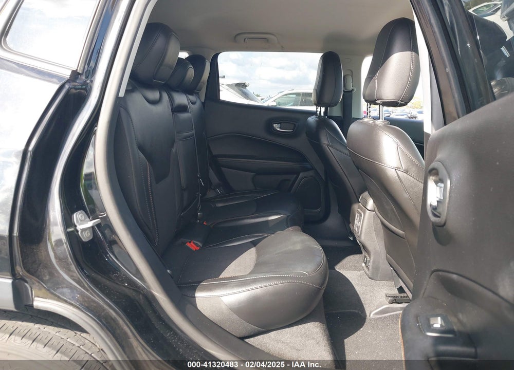 2019 JEEP COMPASS LATITUDE FWD VIN: 3C4NJCBB7KT699314