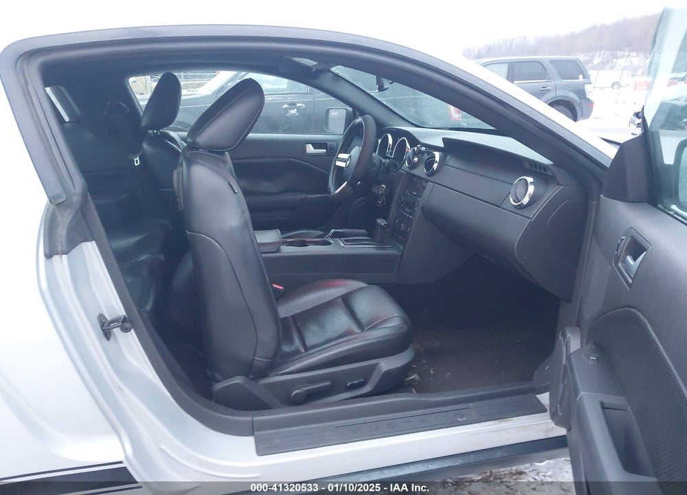2007 FORD MUSTANG V6 DELUXE/V6 PREMIUM VIN: 1ZVHT80N775279428