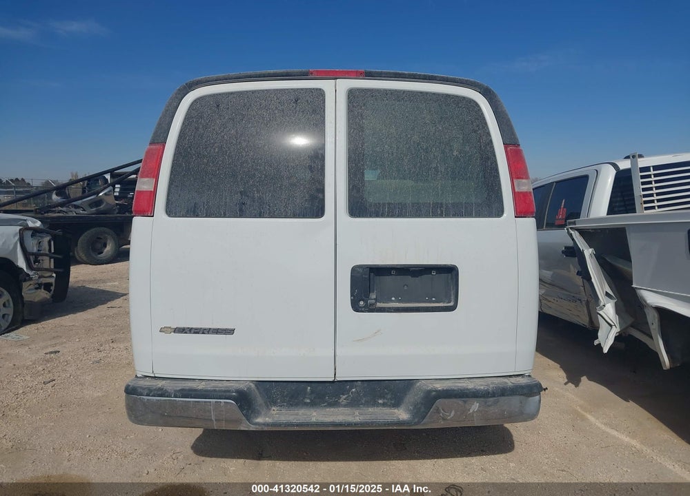 2020 CHEVROLET EXPRESS PASSENGER RWD 3500 EXTENDED WHEELBASE LT VIN: 1GAZGPFG6L1191611