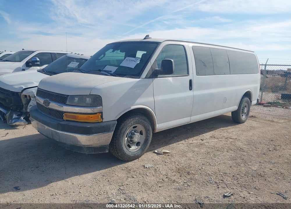2020 CHEVROLET EXPRESS PASSENGER RWD 3500 EXTENDED WHEELBASE LT VIN: 1GAZGPFG6L1191611